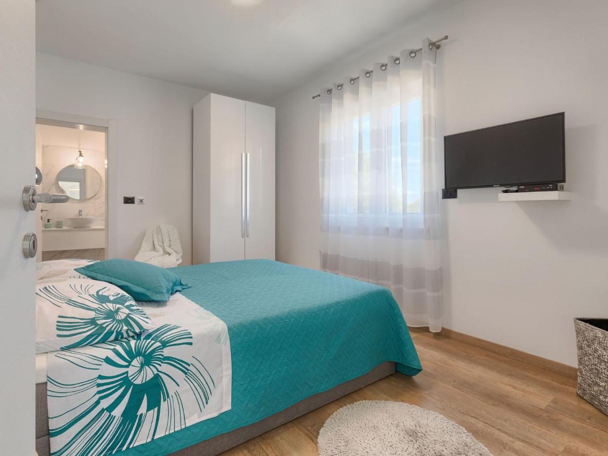 Villa Vine By Interhome Marcana Bagian luar foto