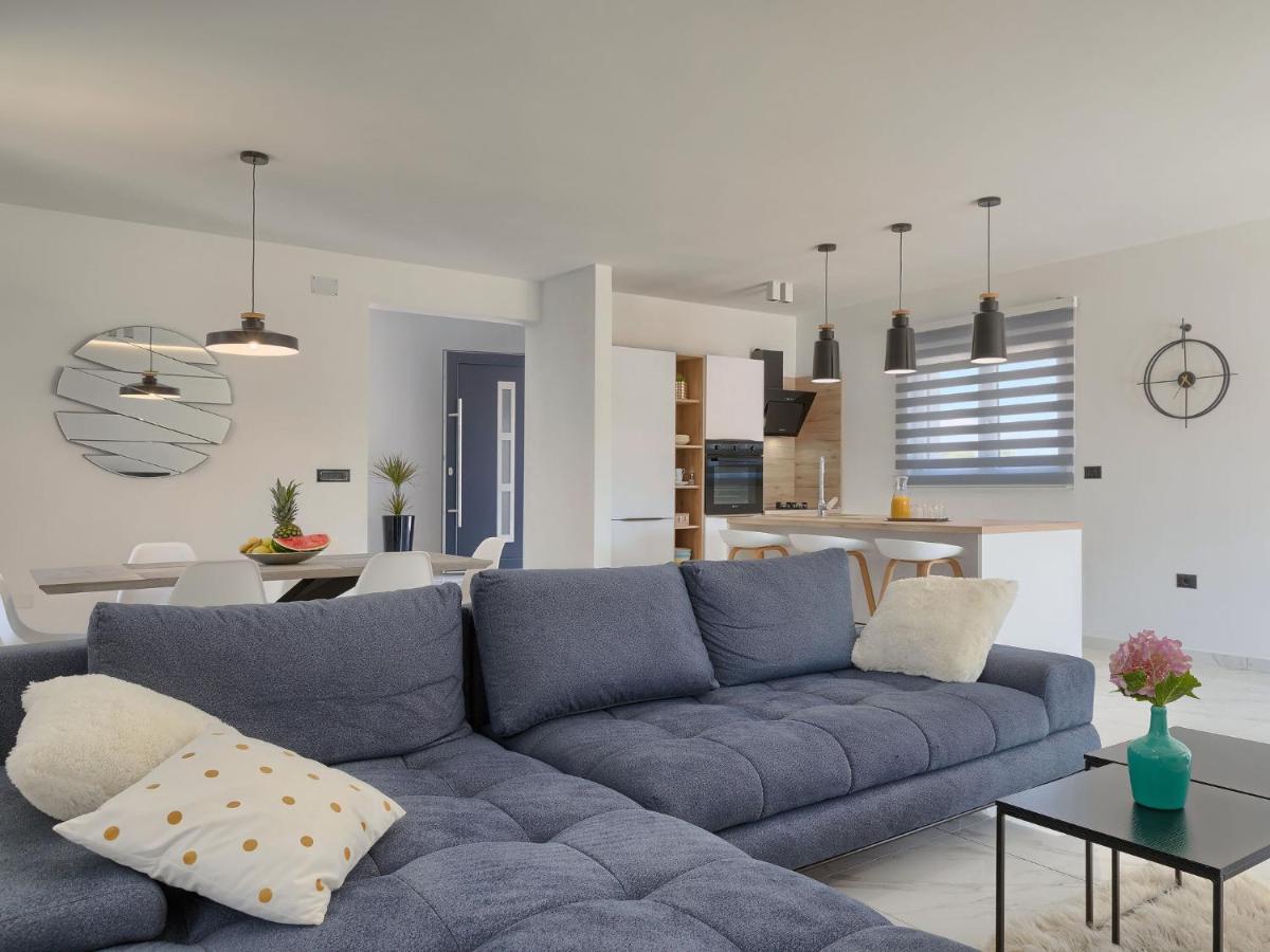 Villa Vine By Interhome Marcana Bagian luar foto